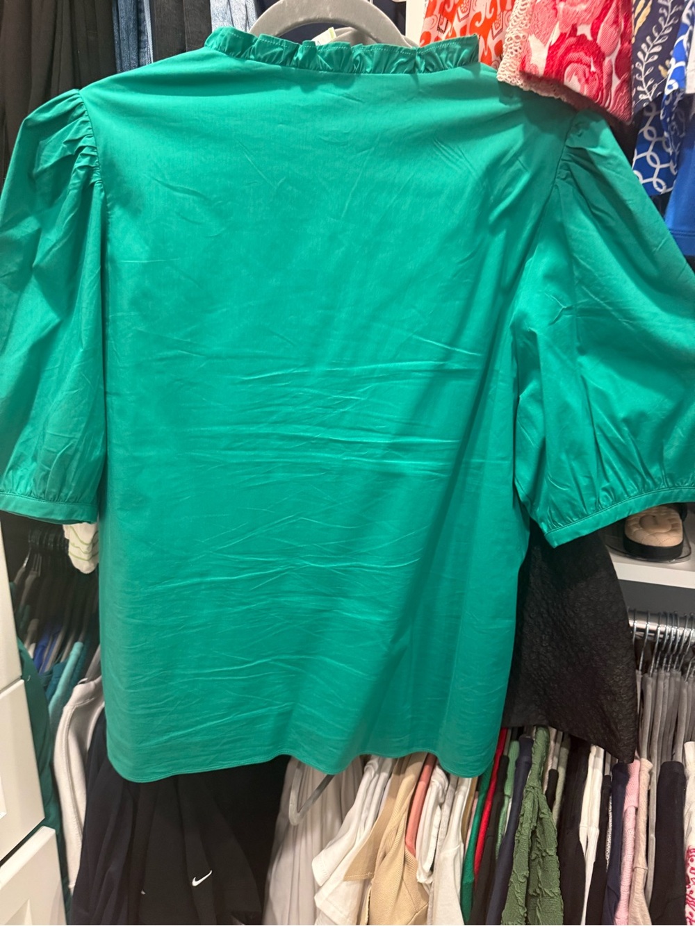 Hyacinth House Kelly Green Leigh Blouse Emerald Green Puff-Sleeve - Picture 4 of 4